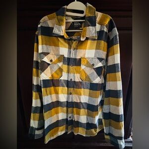 Eddie Bauer Men's  Plaid Shirt